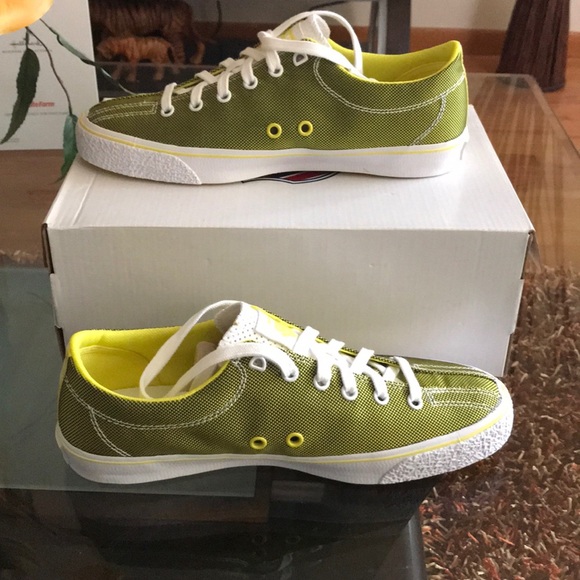 Women’s K-Swiss - Picture 2 of 6